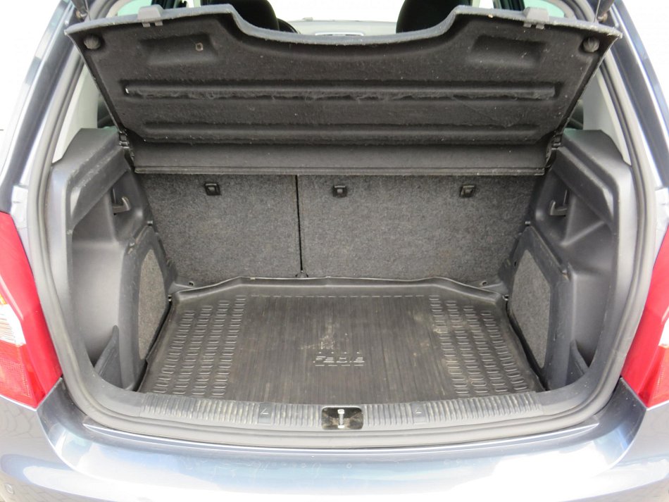 Škoda Fabia II 1.2HTP Elegance