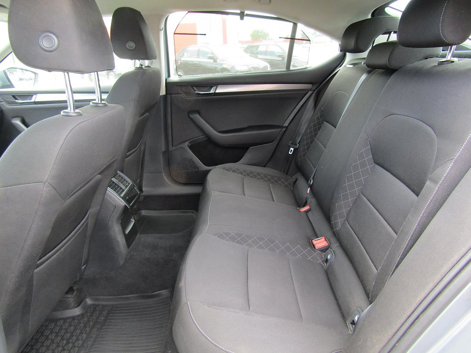 Škoda Superb III 2.0 TDi Active