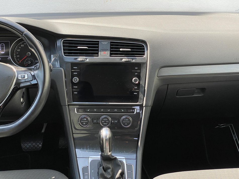 Volkswagen Golf 1.0 TSi Comfortline