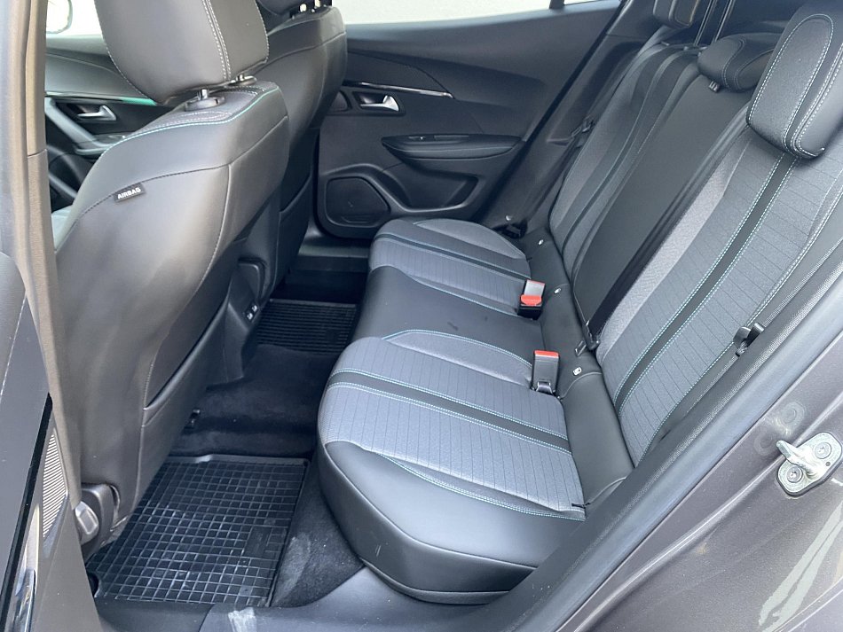 Peugeot 2008 1.2PT Allure