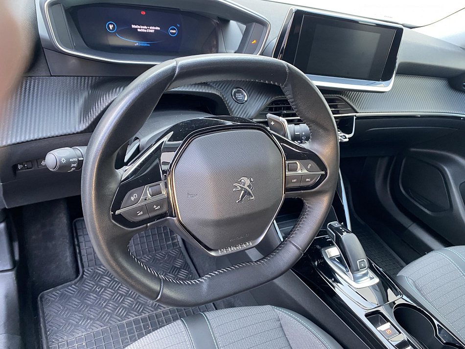 Peugeot 2008 1.2PT Allure
