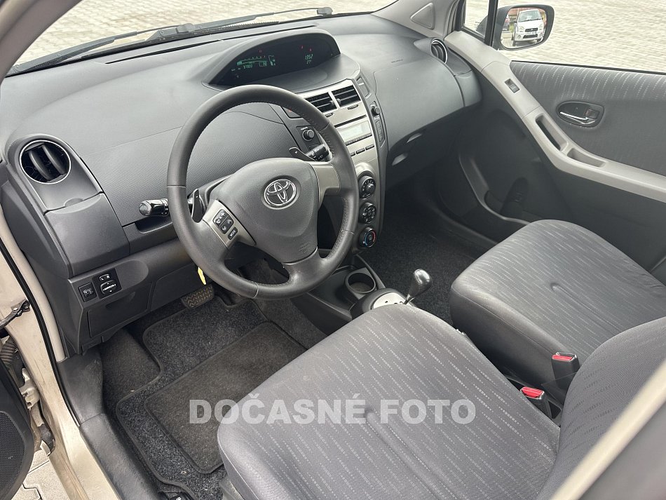 Toyota Yaris 1.3vvt-i 