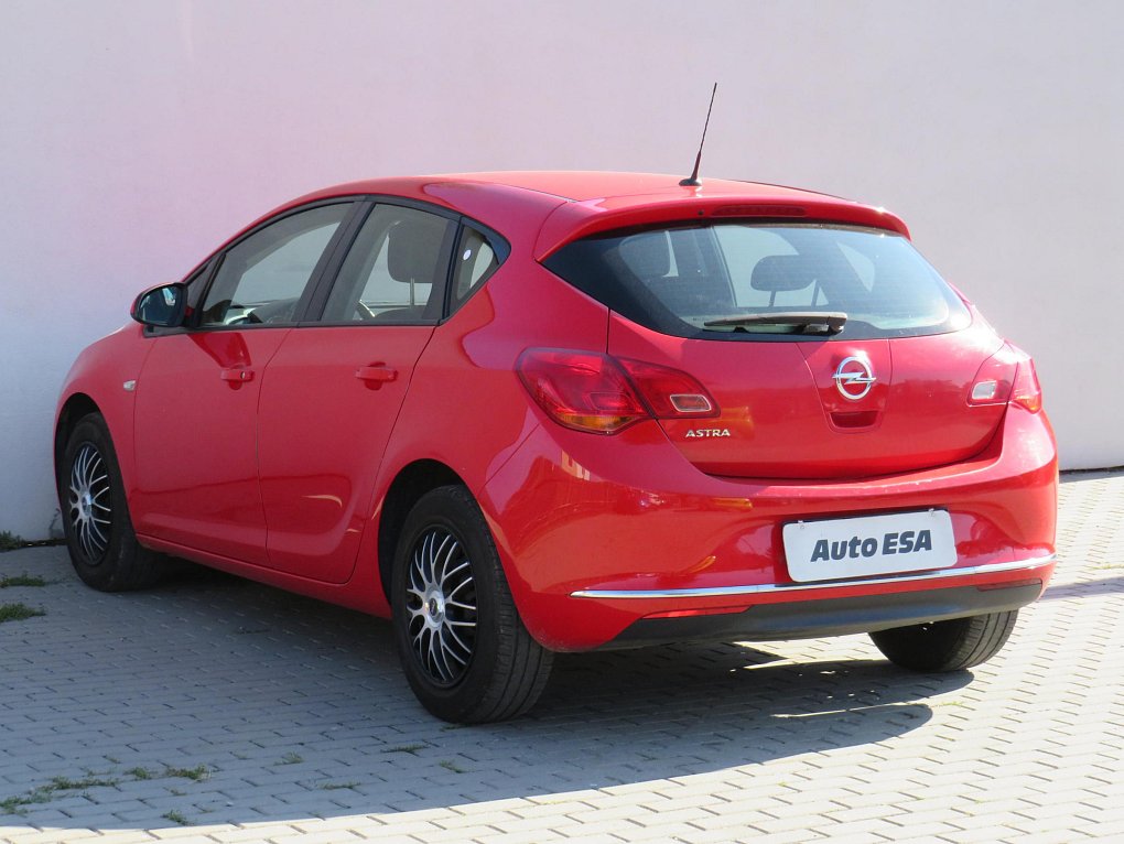Opel Astra 1.4i 