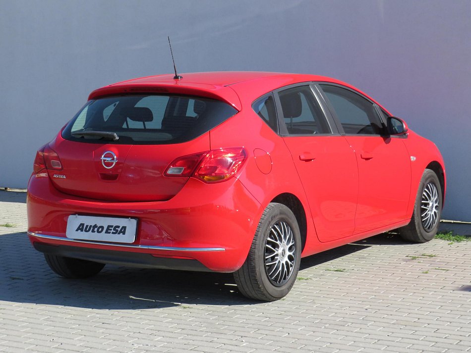 Opel Astra 1.4i 
