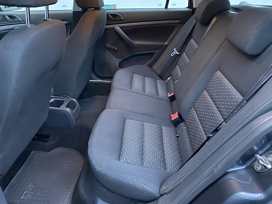 Škoda Octavia II 1.6i 