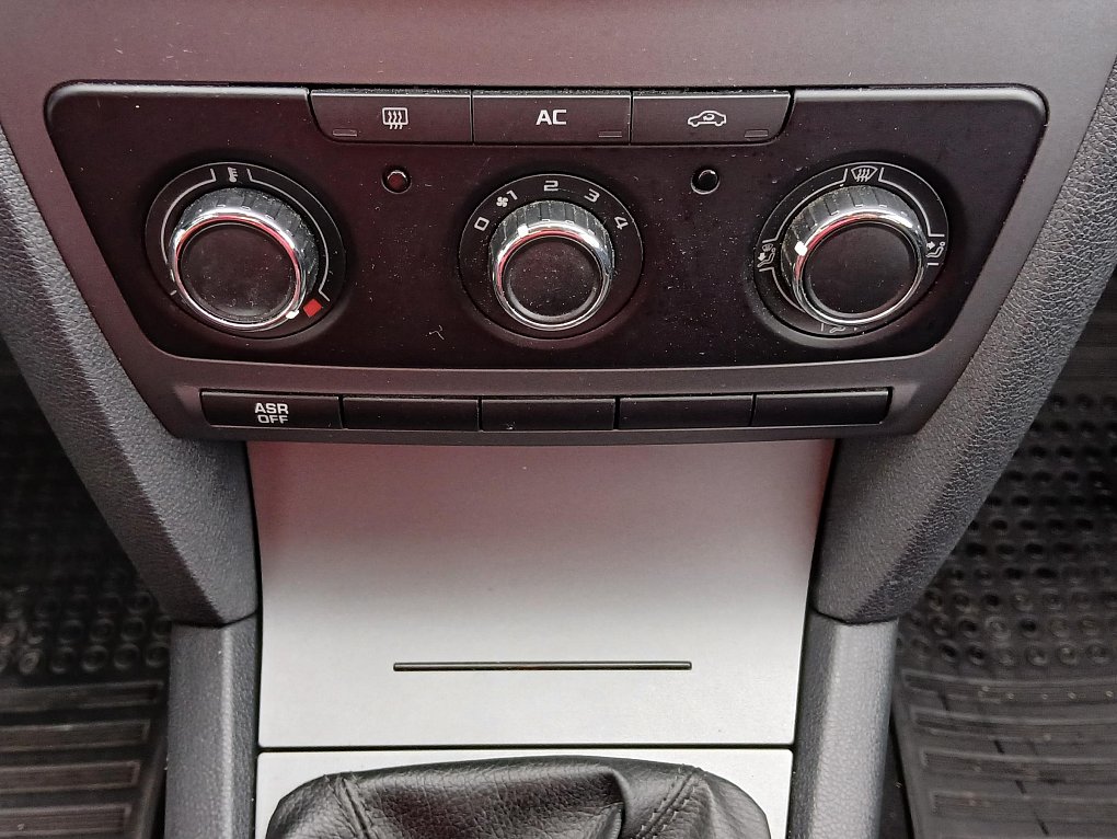 Škoda Octavia II 1.6i 