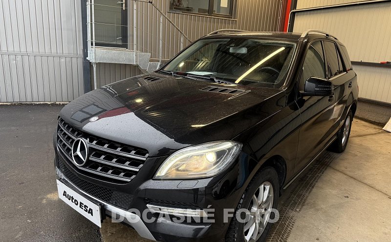 Mercedes-Benz Třída M 350D 