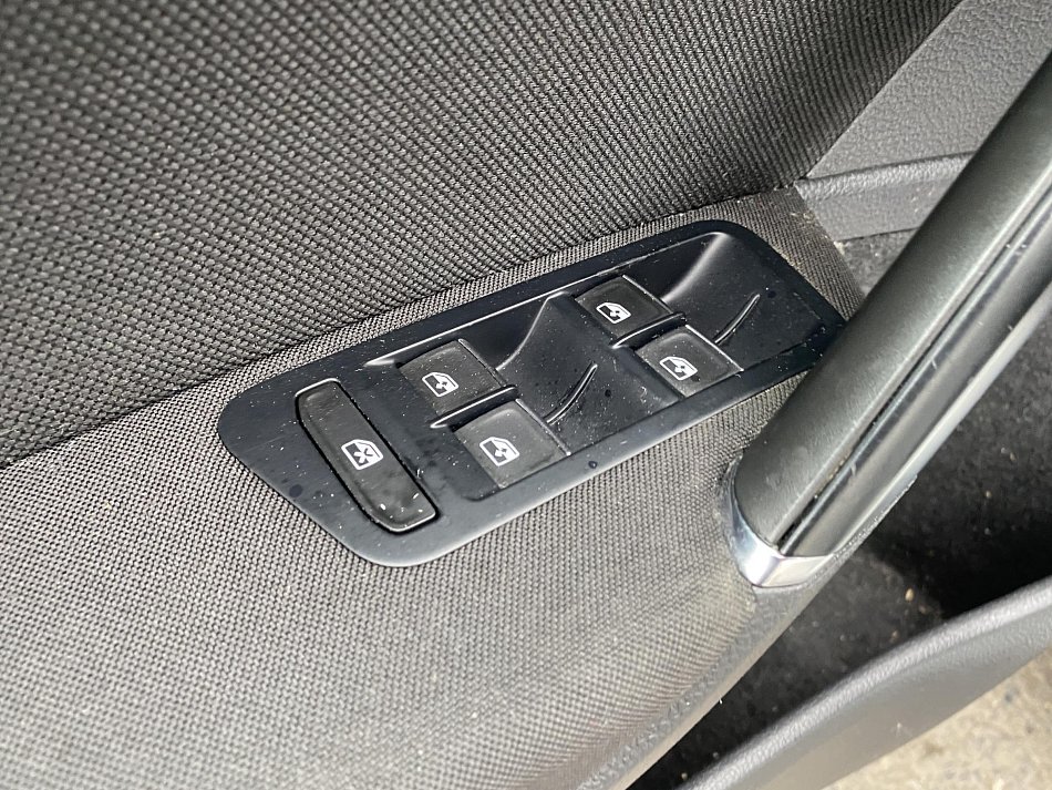 Volkswagen Golf 2.0 TDi GTD