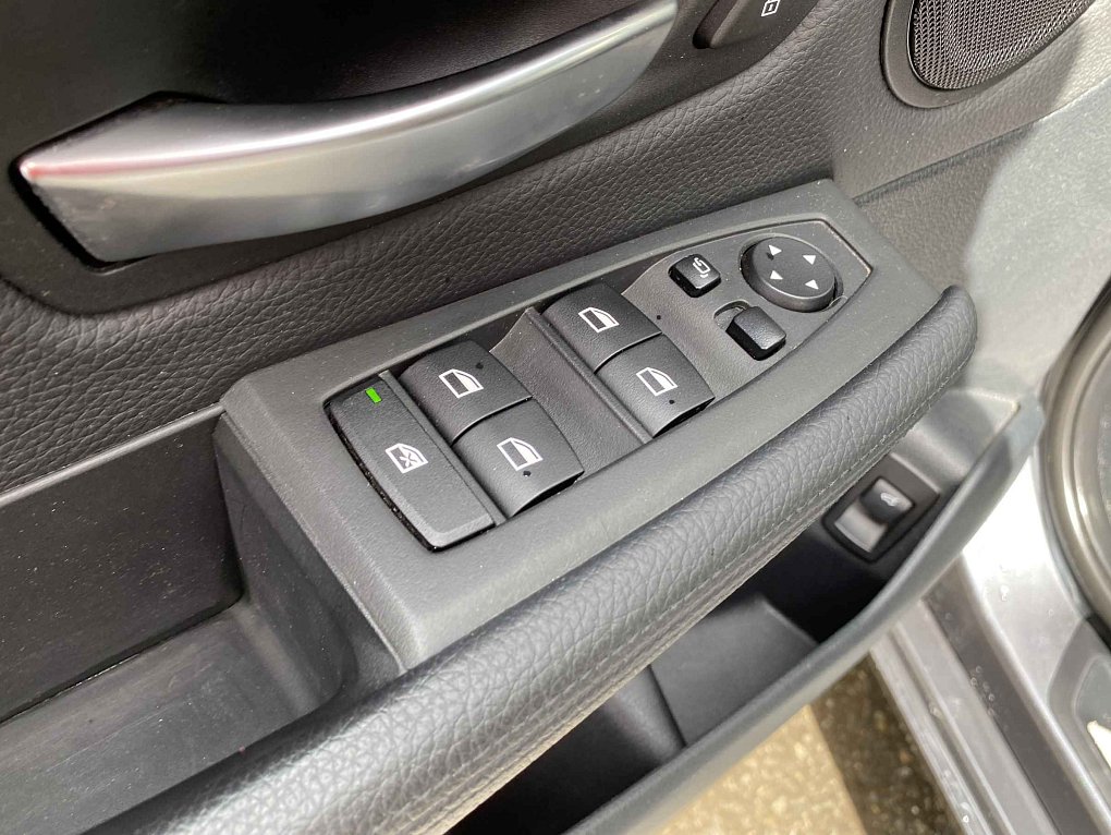 BMW Řada 2 2.0 i Sport Line 220 i