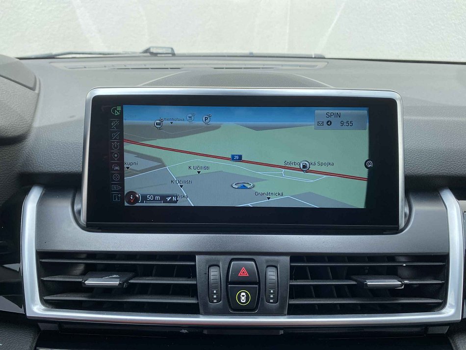 BMW Řada 2 2.0 i Sport Line 220 i