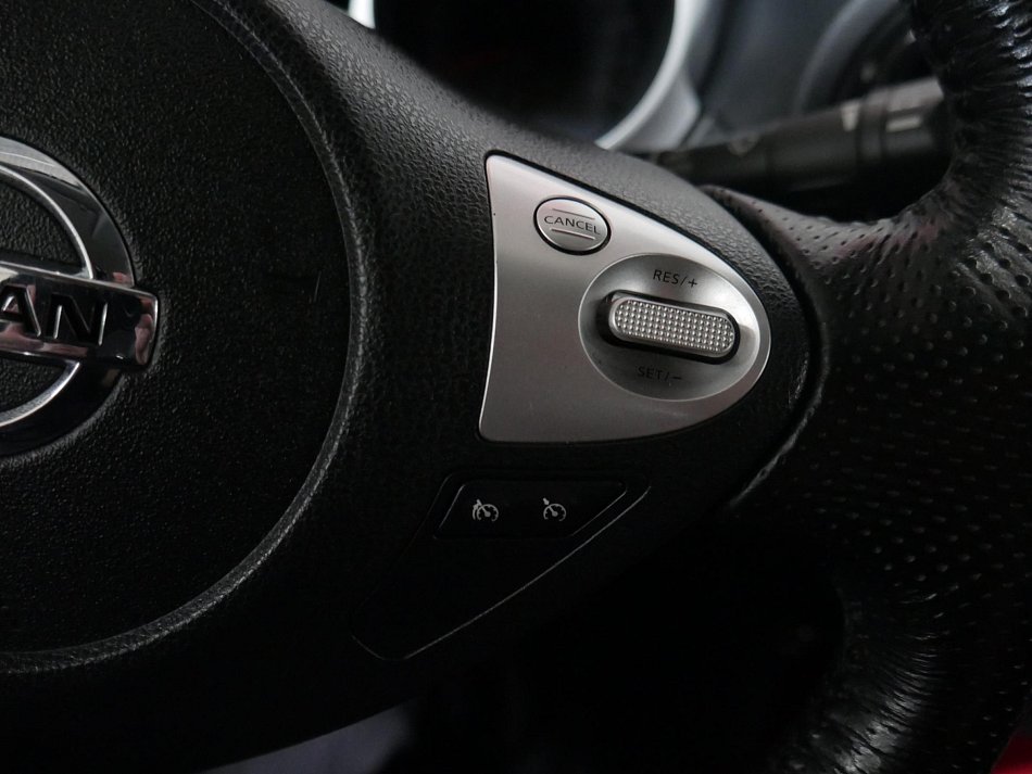 Nissan Juke 1.6i 
