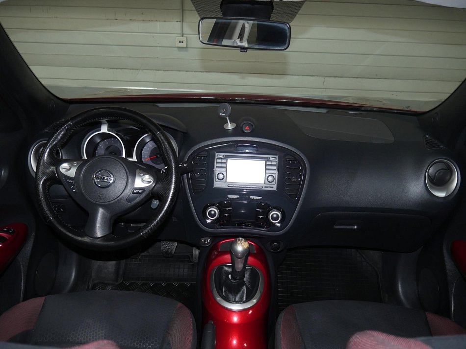 Nissan Juke 1.6i 