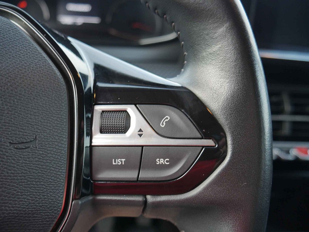 Peugeot 2008 1.2 PT 
