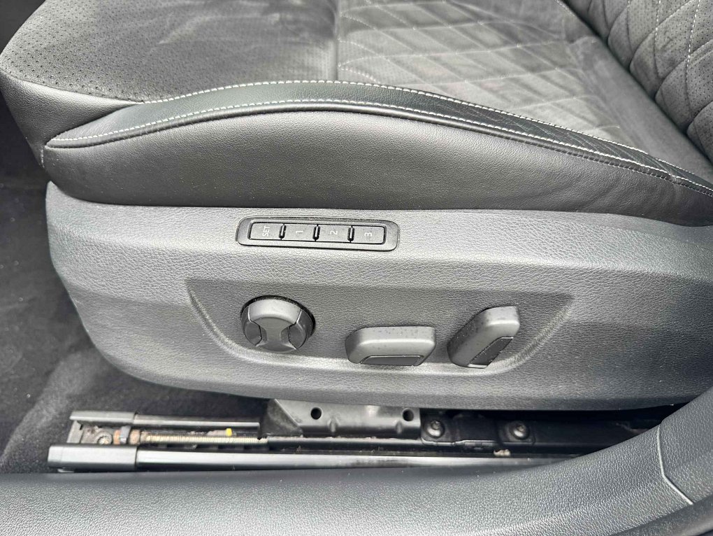 Škoda Superb III 2.0 TDi SportLine