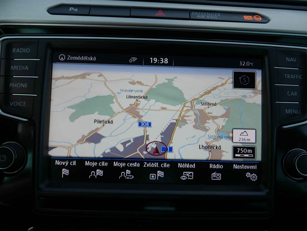 Volkswagen Passat 2.0 TDi  4x4