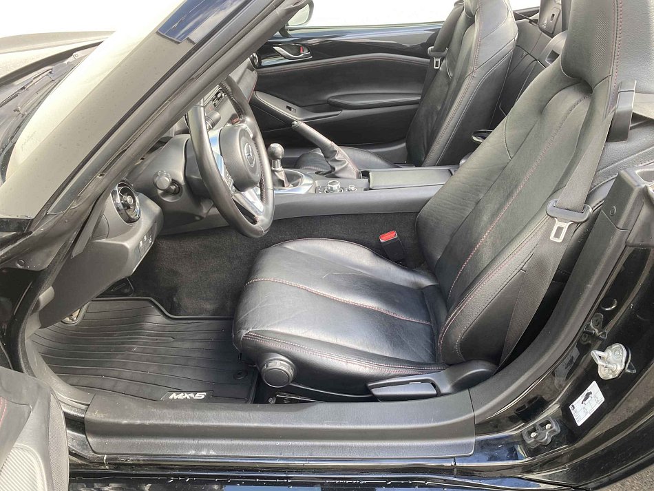 Mazda MX-5 2.0i 