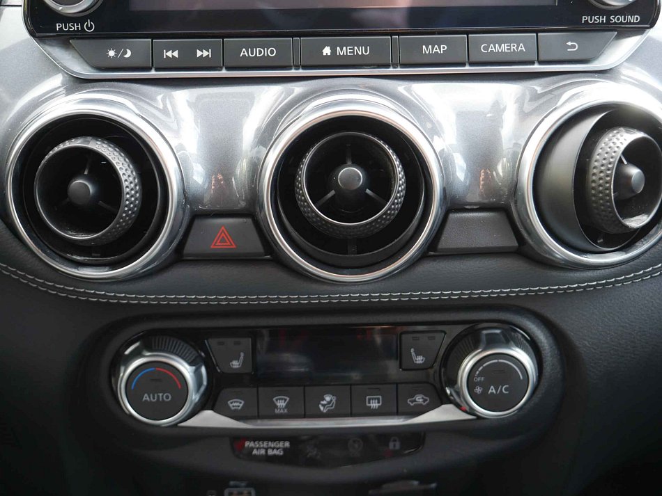 Nissan Juke 1.0 DiG-T N-Connecta