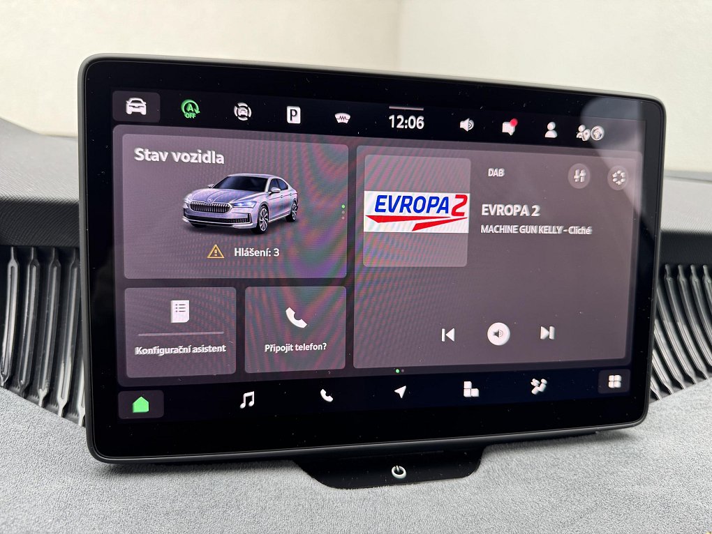 Škoda Superb IV 2.0 TDi Selection