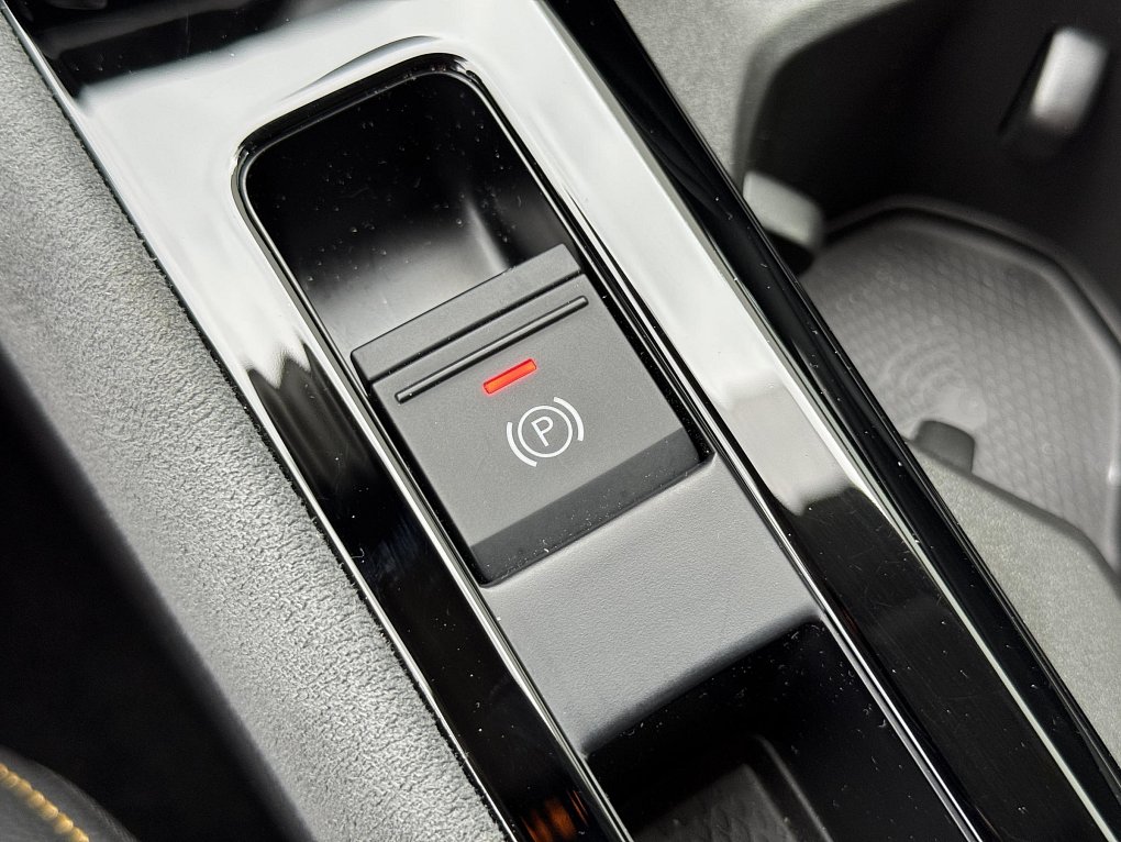 Škoda Superb IV 2.0 TDi Selection