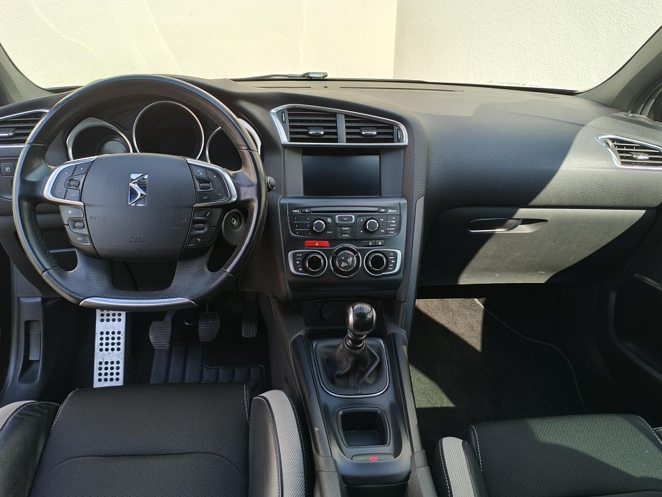 Citroën DS4 2.0 HDi 