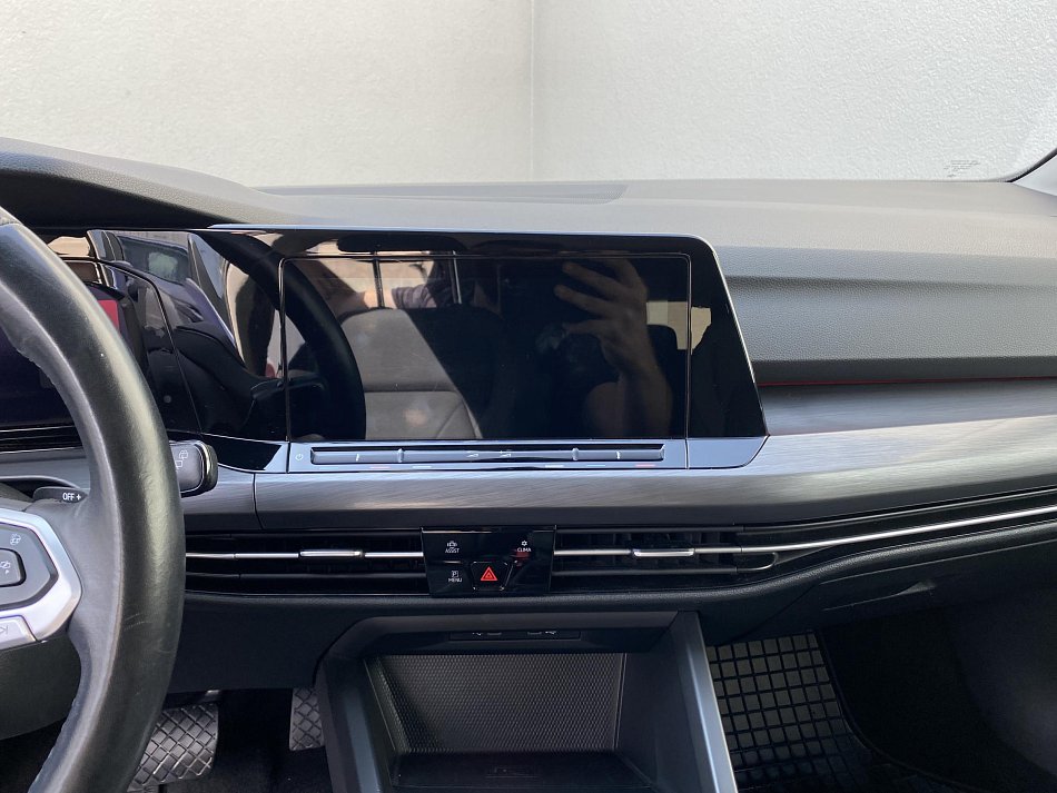 Volkswagen Golf 1.5 eTSI Style