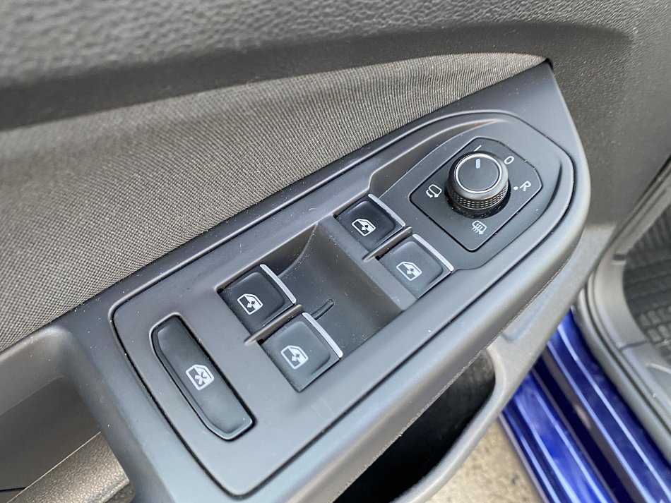 Volkswagen Golf 1.5 eTSI Style
