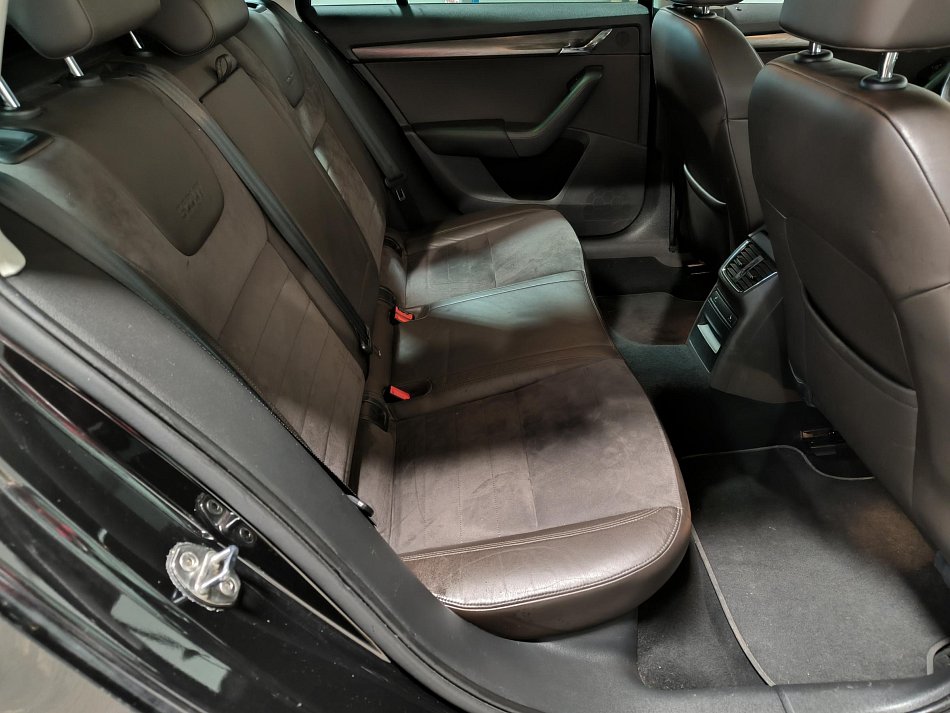 Škoda Octavia III 2.0 TDI Scout 4x4