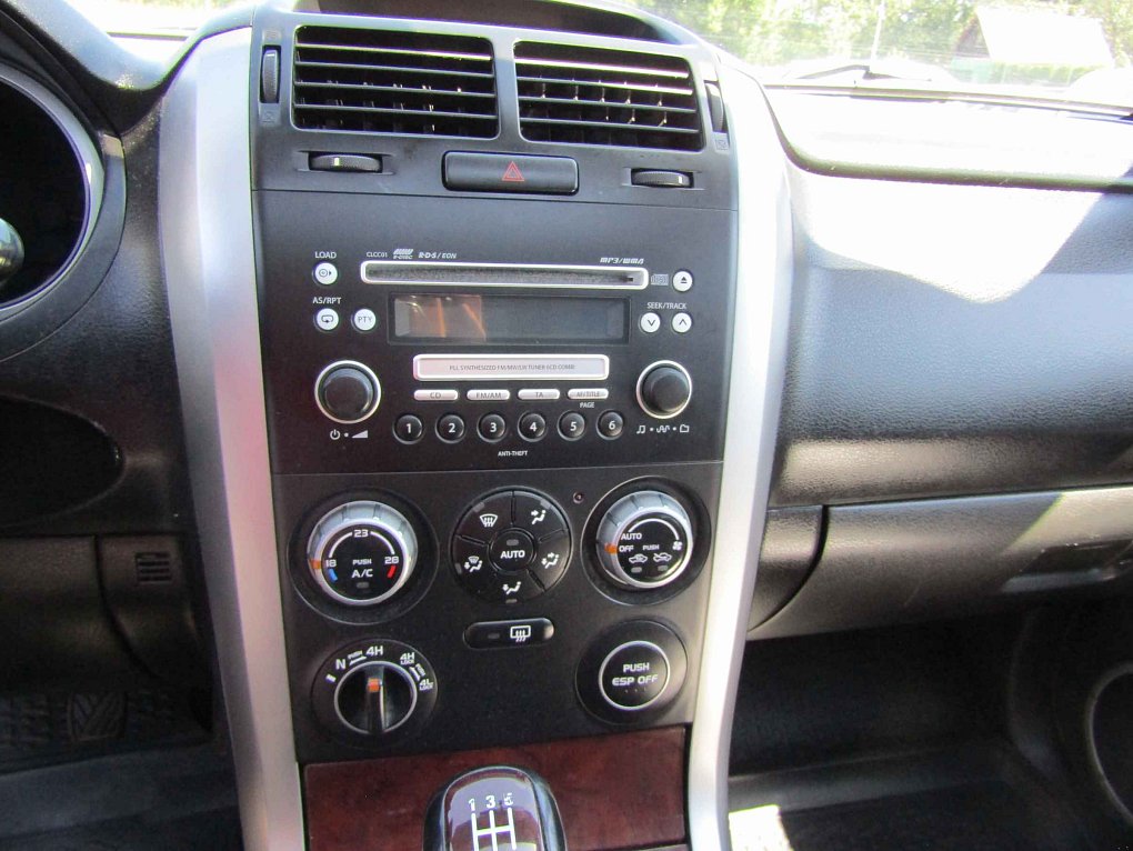 Suzuki Grand Vitara 2.0i  4x4