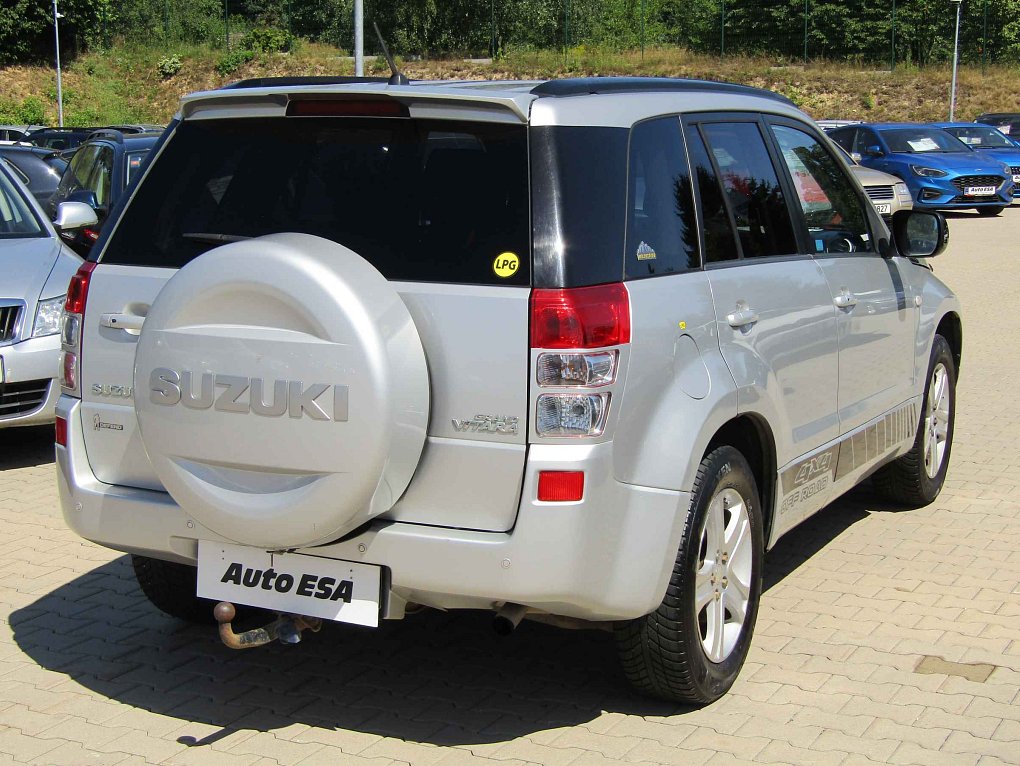Suzuki Grand Vitara 2.0i  4x4