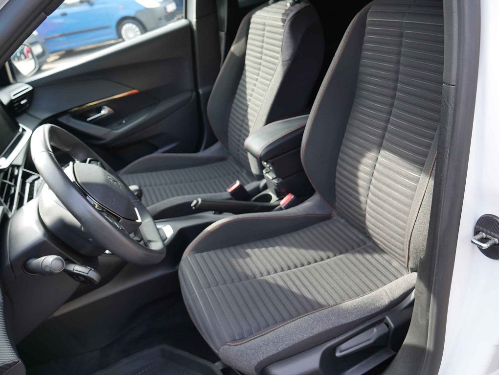 Peugeot 2008 1.2PT Active