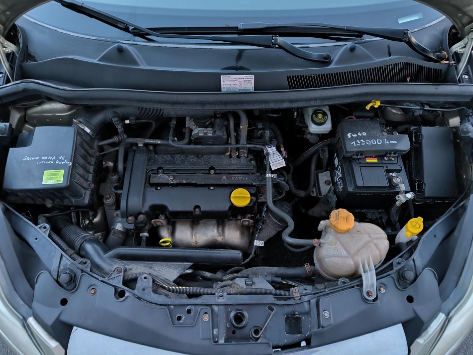 Opel Corsa 1.2i 