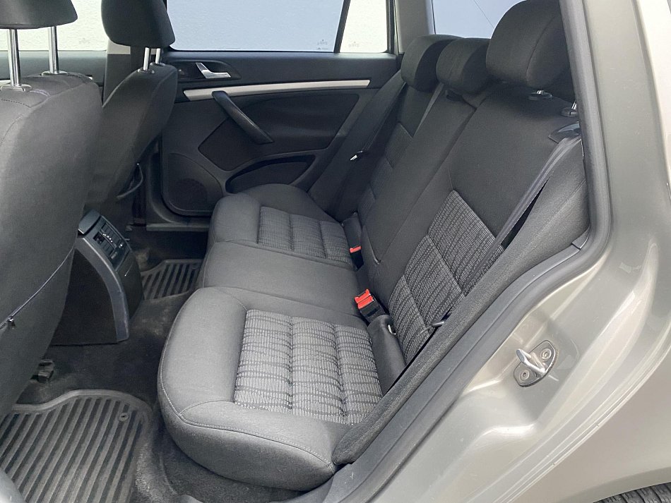 Škoda Octavia II 1.6TDi Elegance 4x4