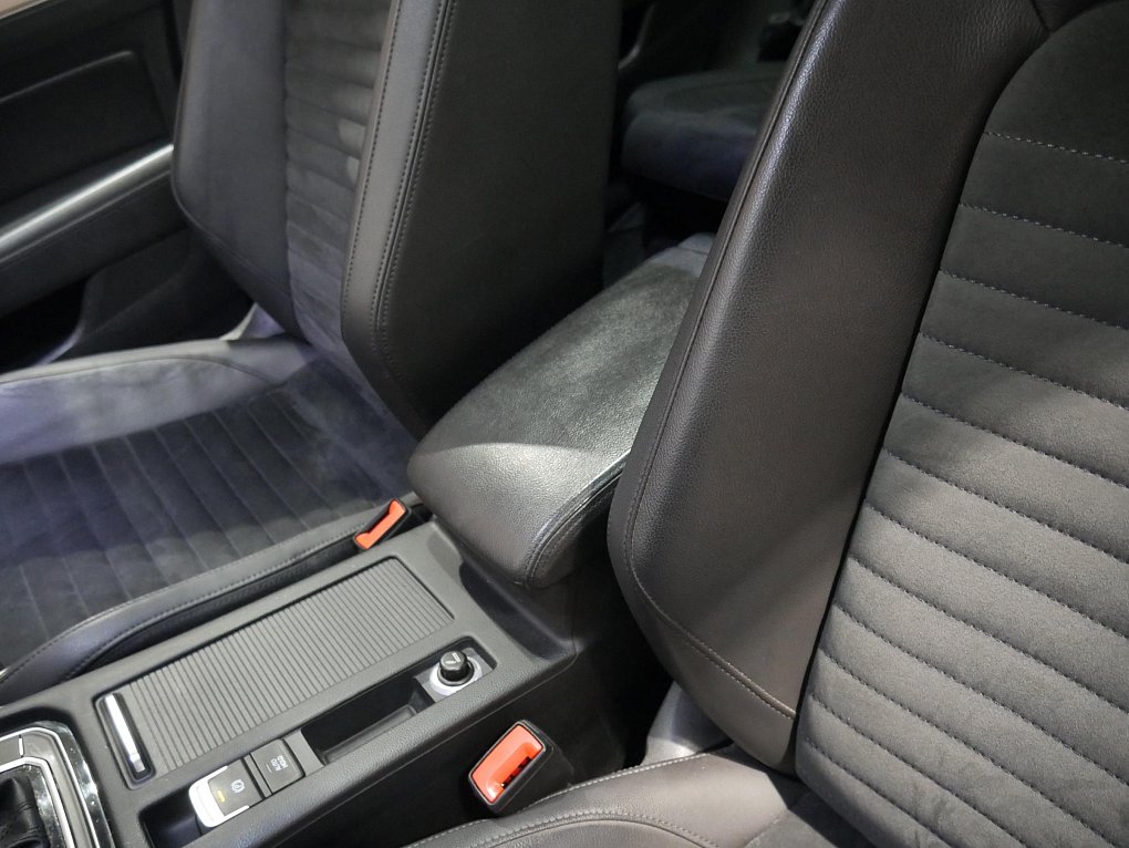 Volkswagen Passat 2.0TDi 