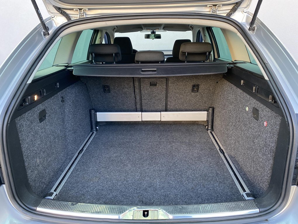 Škoda Superb II 2.0TDi Ambition 4x4