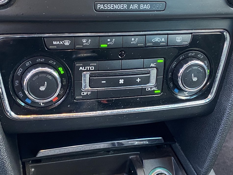 Škoda Superb II 2.0TDi Ambition 4x4