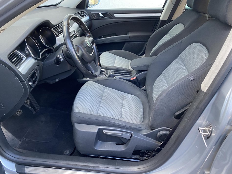 Škoda Superb II 2.0TDi Ambition 4x4