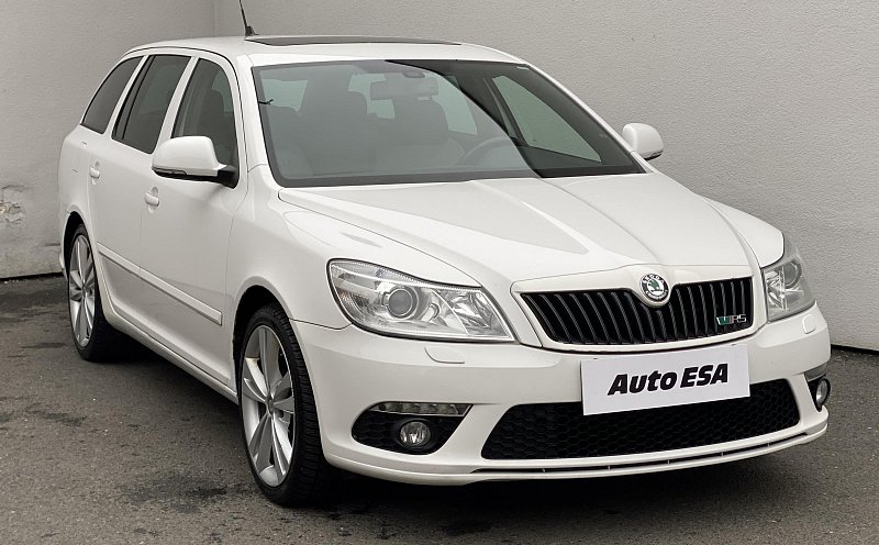 Škoda Octavia II 2.0 TFSi RS