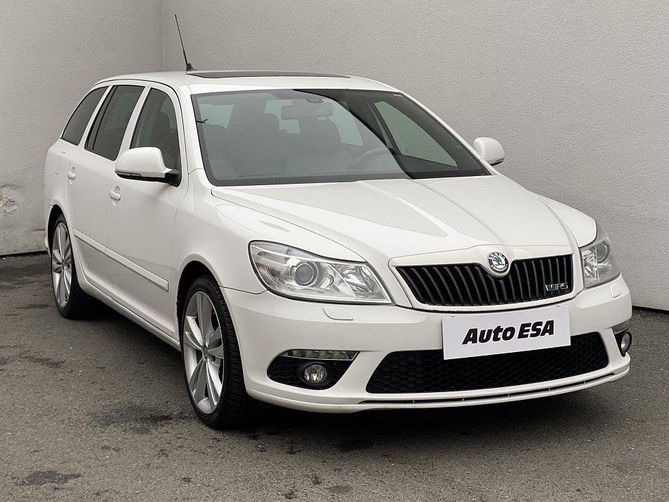 Škoda Octavia II 2.0 TFSi RS