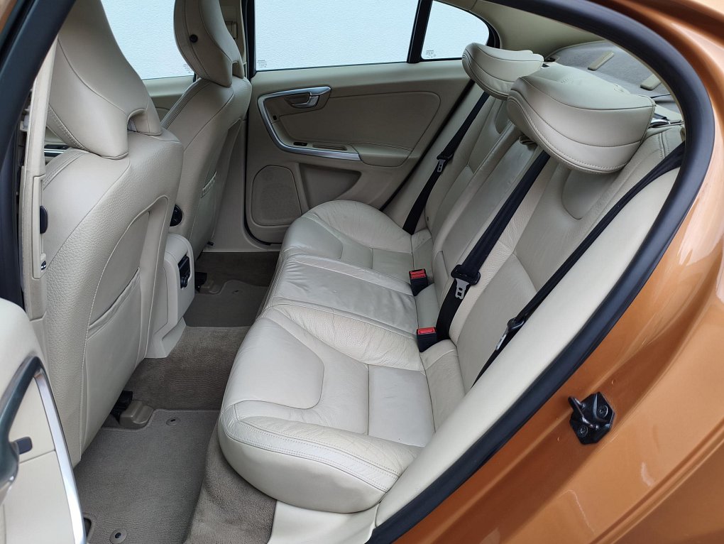 Volvo S60 2.0 T Summum