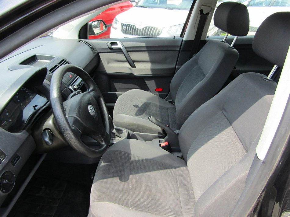 Volkswagen Polo 1.4 i 