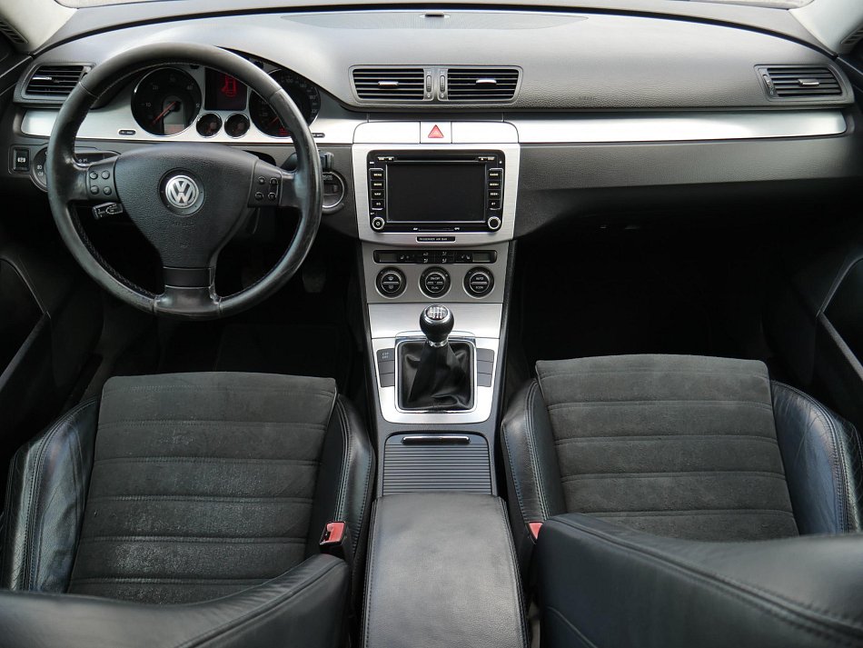 Volkswagen Passat 2.0 TDi Highline