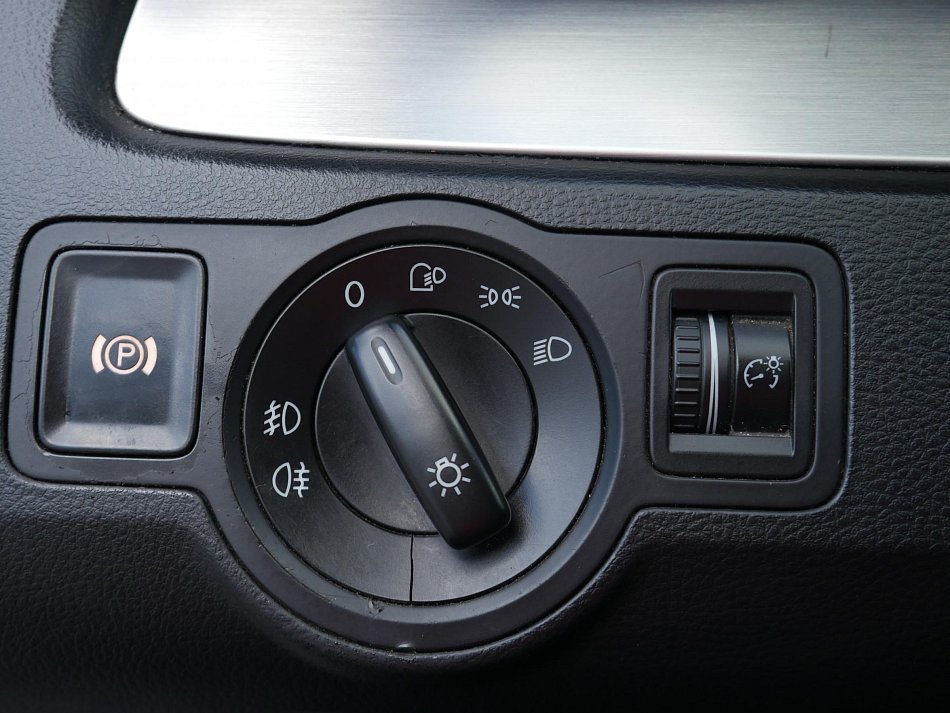 Volkswagen Passat 2.0 TDi Highline