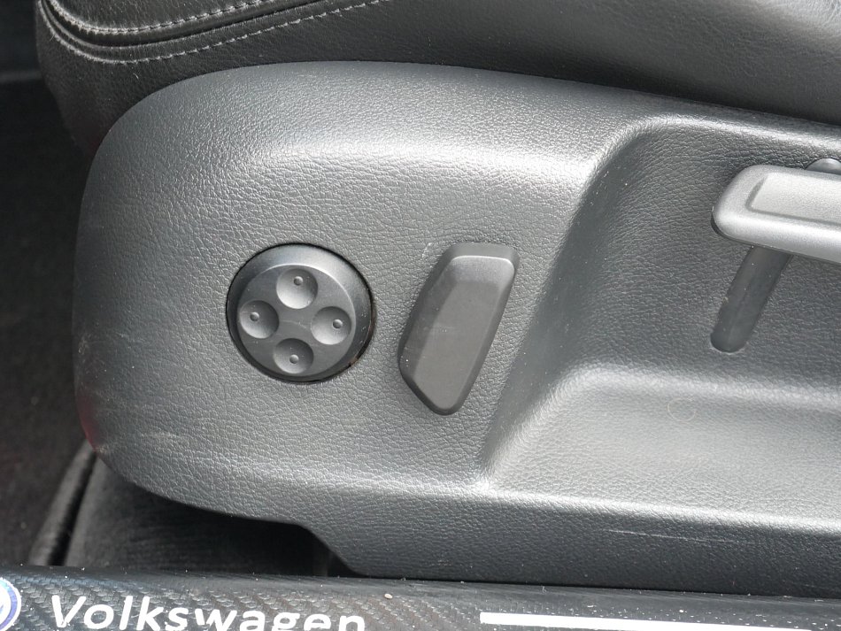 Volkswagen Passat 2.0 TDi Highline