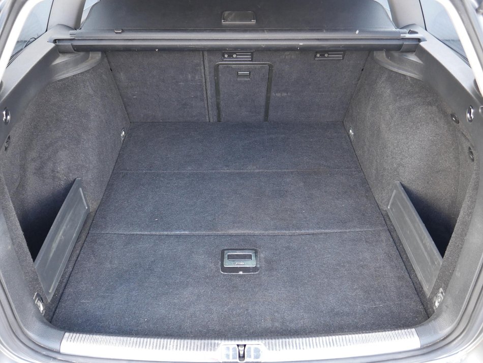 Volkswagen Passat 2.0 TDi Highline