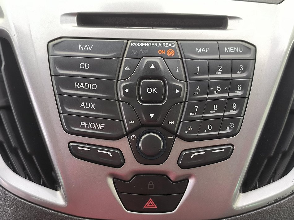 Ford Tourneo Custom 2.2TDCi Trend L2