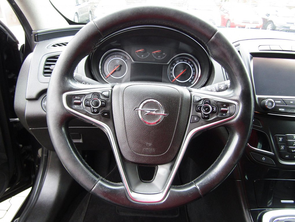 Opel Insignia 1.6CDTi 