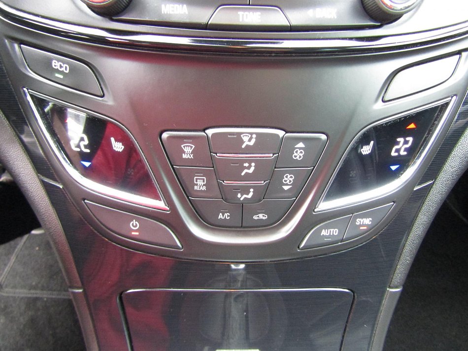 Opel Insignia 1.6CDTi 