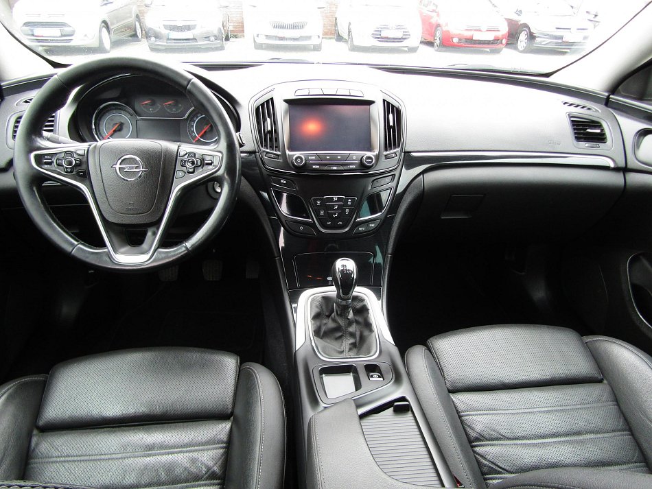 Opel Insignia 1.6CDTi 