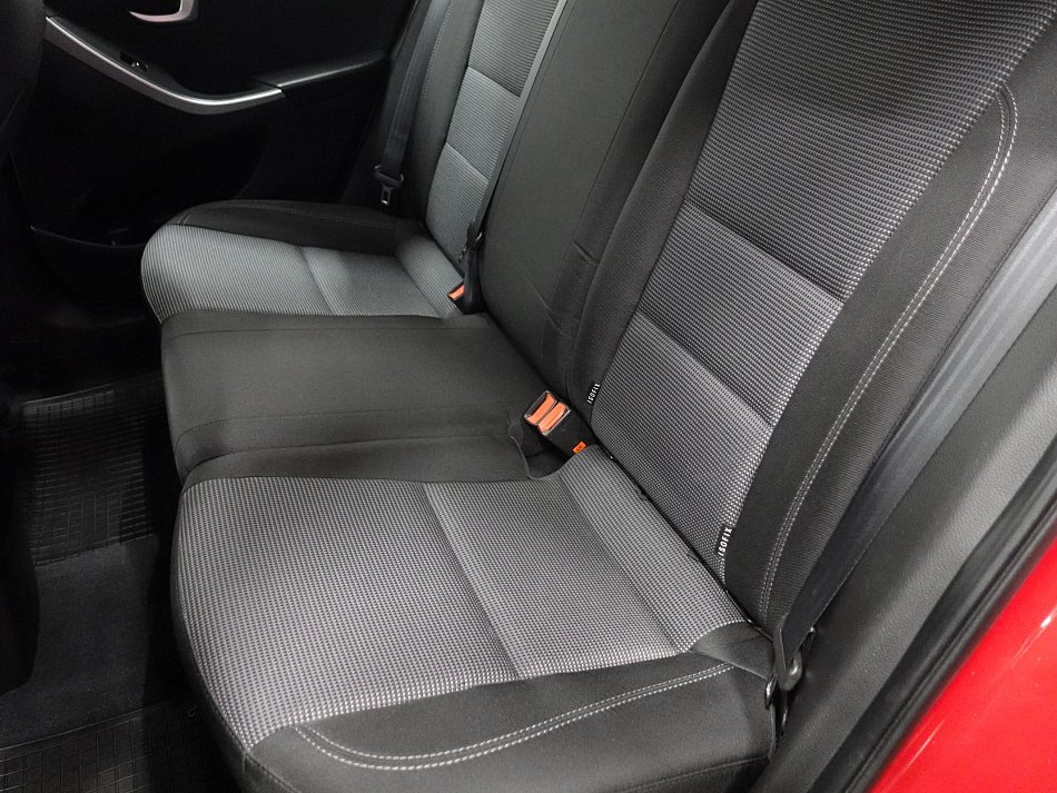 Hyundai Ix20 1.6 i Trikolor