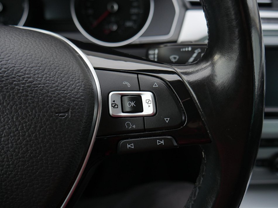 Volkswagen Passat 2.0 TDi 